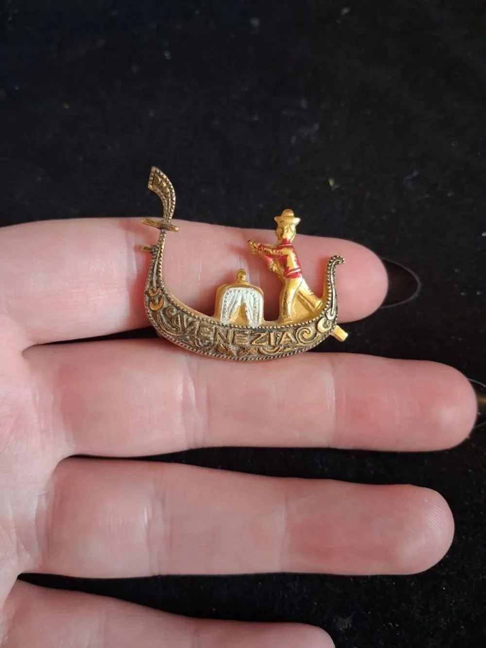 Venezia brooch